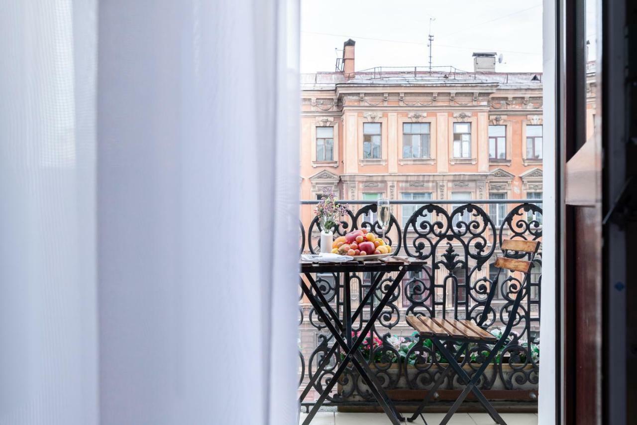 Aston Hotel St. Petersburg Dış mekan fotoğraf